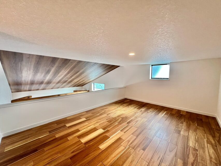 gallery8