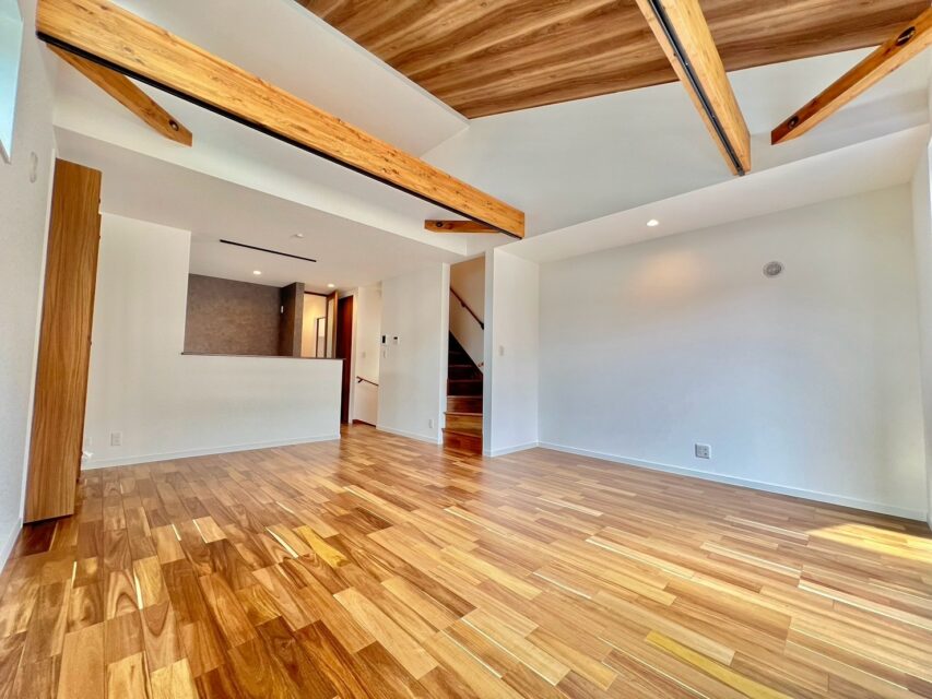 gallery4